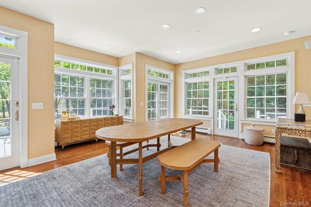 910 New Suffolk Avenue, Mattituck, NY 11952