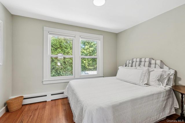 910 New Suffolk Avenue, Mattituck, NY 11952