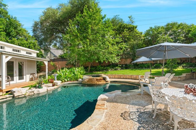 508 CANTERBURY HILL ST, San Antonio, TX 78209