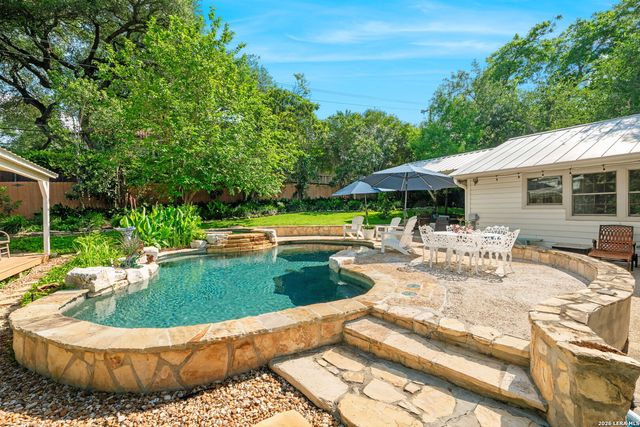 508 CANTERBURY HILL ST, San Antonio, TX 78209