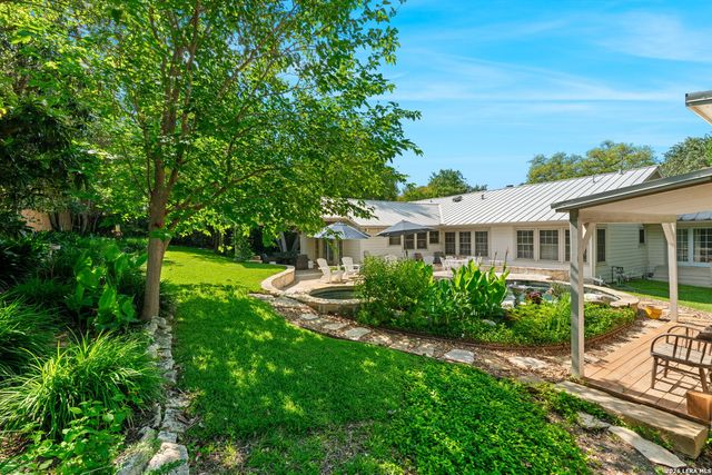 508 CANTERBURY HILL ST, San Antonio, TX 78209