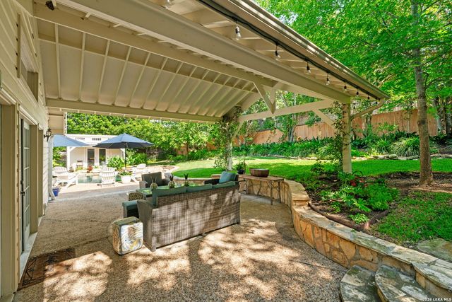 508 CANTERBURY HILL ST, San Antonio, TX 78209