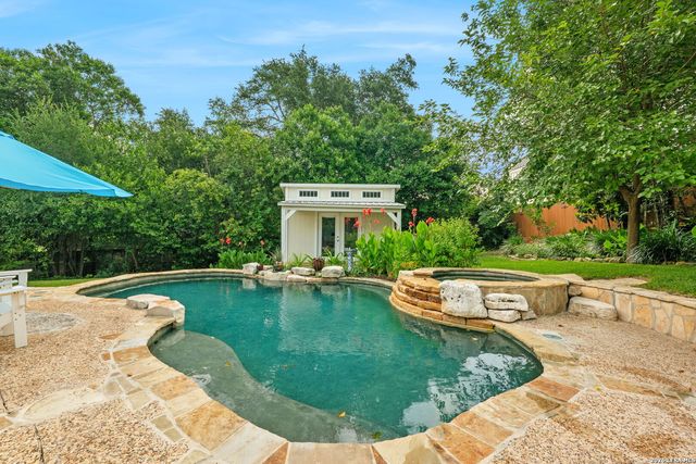 508 CANTERBURY HILL ST, San Antonio, TX 78209
