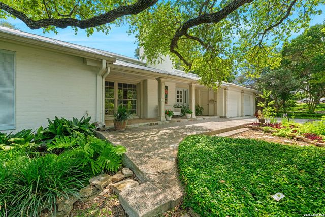 508 CANTERBURY HILL ST, San Antonio, TX 78209