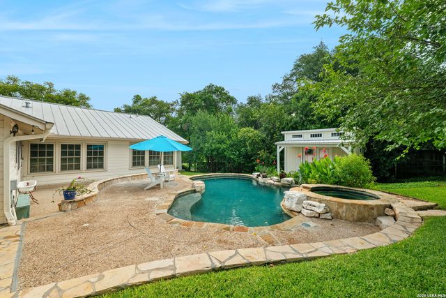 508 CANTERBURY HILL ST, San Antonio, TX 78209