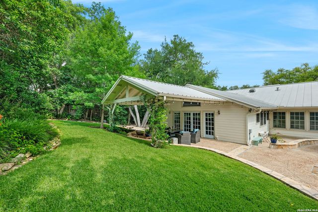 508 CANTERBURY HILL ST, San Antonio, TX 78209