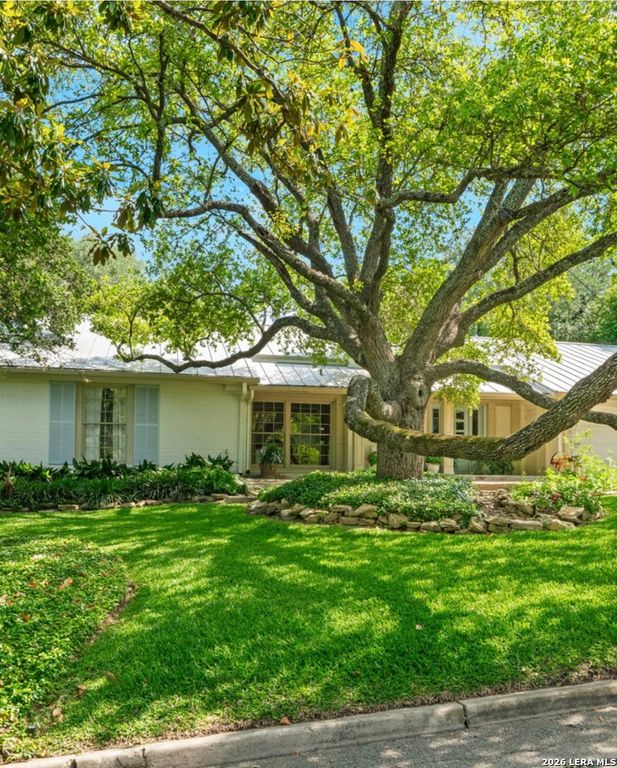 508 CANTERBURY HILL ST, San Antonio, TX 78209