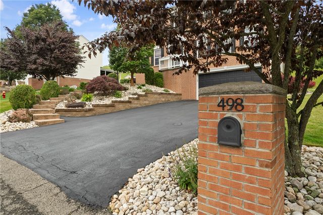 498 W Spring Grove Boulevard, Rostraver, PA 15012