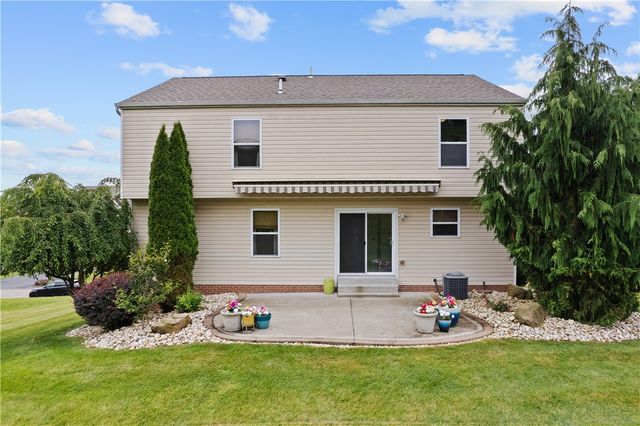 498 W Spring Grove Boulevard, Rostraver, PA 15012