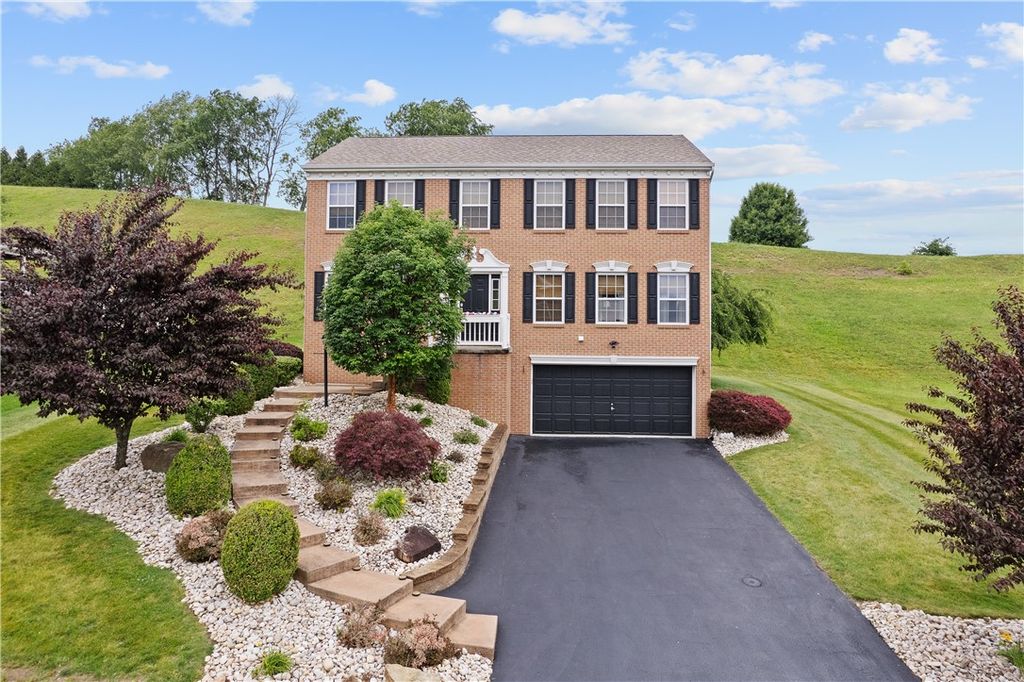 498 W Spring Grove Boulevard, Rostraver, PA 15012