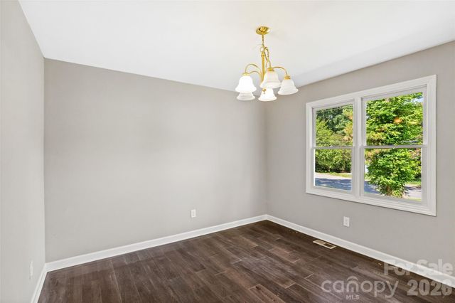 5516 Ilford Street, Charlotte, NC 28215