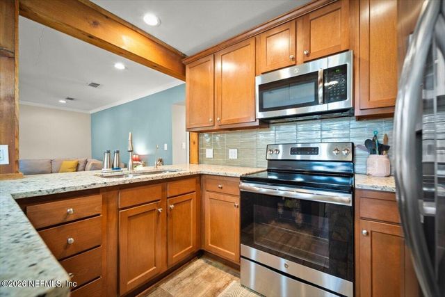 2032 INWOOD Terrace, Jacksonville, FL 32207