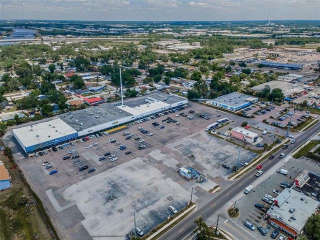 7430 PALM RIVER ROAD, Tampa, FL 33619