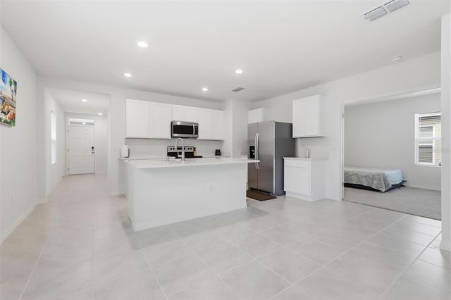 1732 SHADOW TRACE WAY, Deland, FL 32720