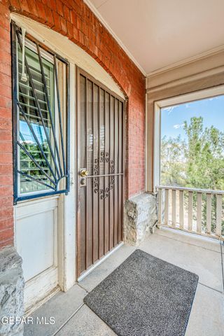 1805 ARIZONA Avenue, El Paso, TX 79902