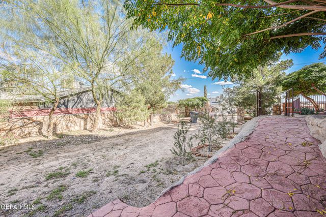 1805 ARIZONA Avenue, El Paso, TX 79902