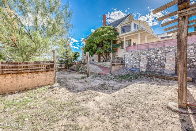 1805 ARIZONA Avenue, El Paso, TX 79902