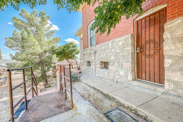 1805 ARIZONA Avenue, El Paso, TX 79902