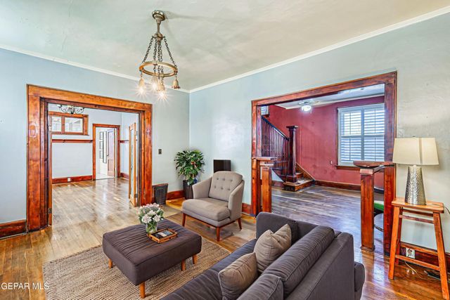 1805 ARIZONA Avenue, El Paso, TX 79902