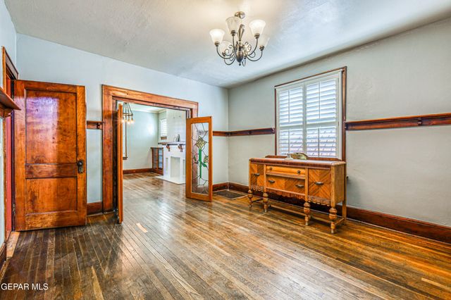1805 ARIZONA Avenue, El Paso, TX 79902