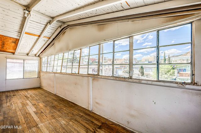 1805 ARIZONA Avenue, El Paso, TX 79902