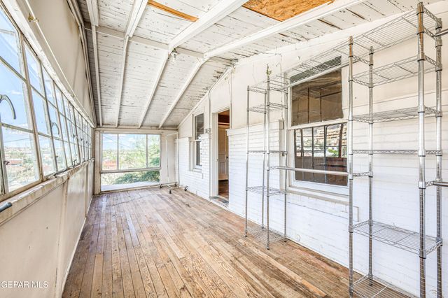 1805 ARIZONA Avenue, El Paso, TX 79902
