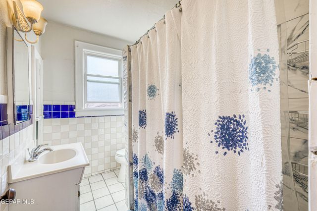 1805 ARIZONA Avenue, El Paso, TX 79902