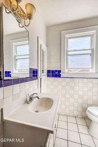 1805 ARIZONA Avenue, El Paso, TX 79902