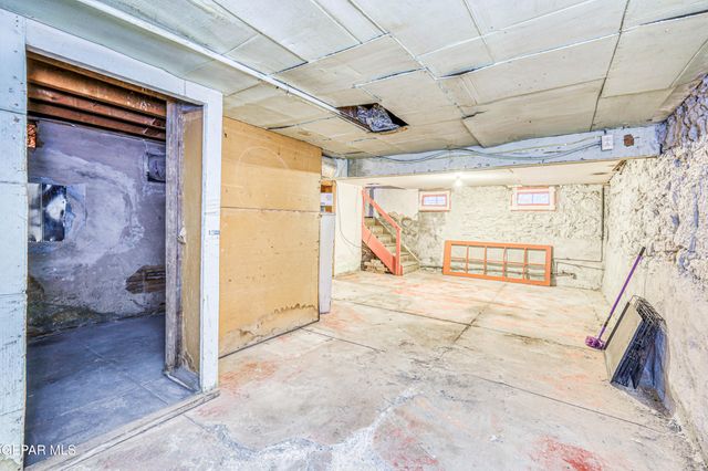 1805 ARIZONA Avenue, El Paso, TX 79902