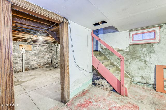 1805 ARIZONA Avenue, El Paso, TX 79902