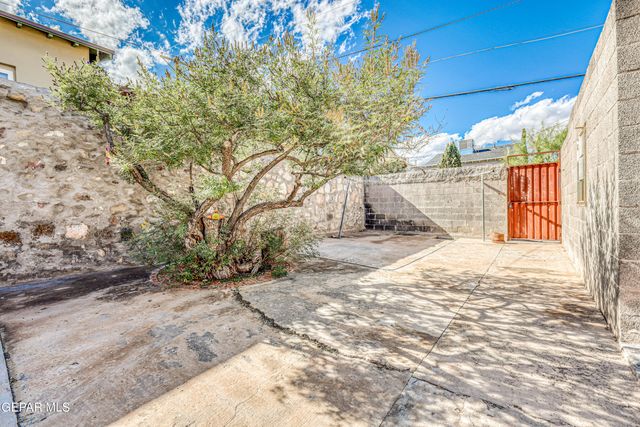1805 ARIZONA Avenue, El Paso, TX 79902