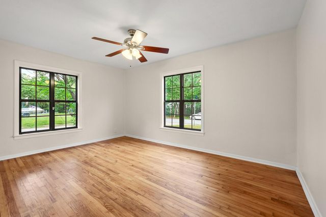 2401 Sunset Street, Denison, TX 75020