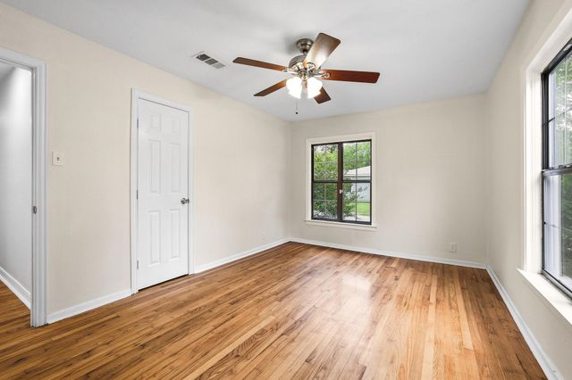 2401 Sunset Street, Denison, TX 75020