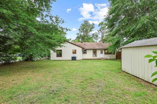 2401 Sunset Street, Denison, TX 75020