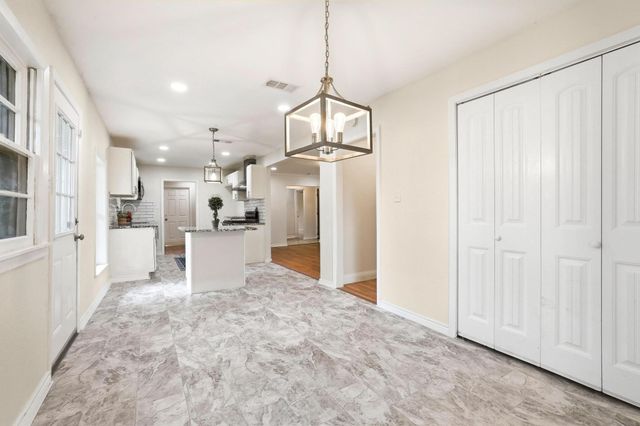 2401 Sunset Street, Denison, TX 75020