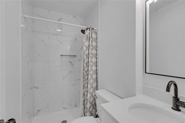 23 Sandra DR, Newport News, VA 23608