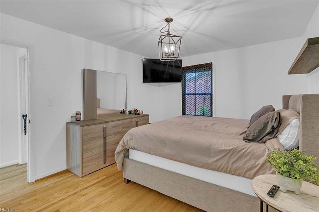 23 Sandra DR, Newport News, VA 23608