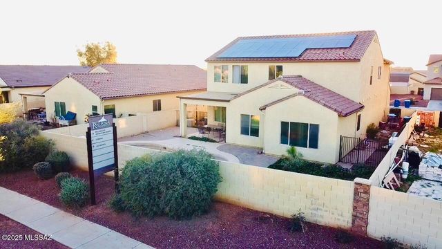 34641 S Bronco Drive, Red Rock, AZ 85145