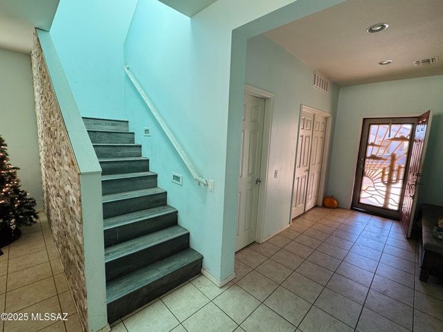 34641 S Bronco Drive, Red Rock, AZ 85145