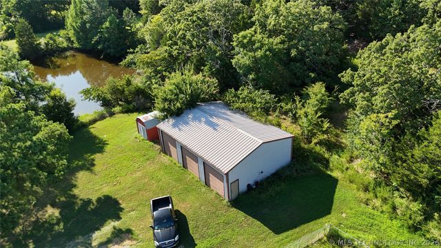 595 NW 1025th, Wilburton, OK 74578