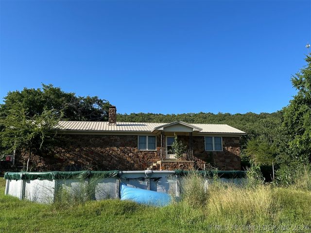 595 NW 1025th, Wilburton, OK 74578