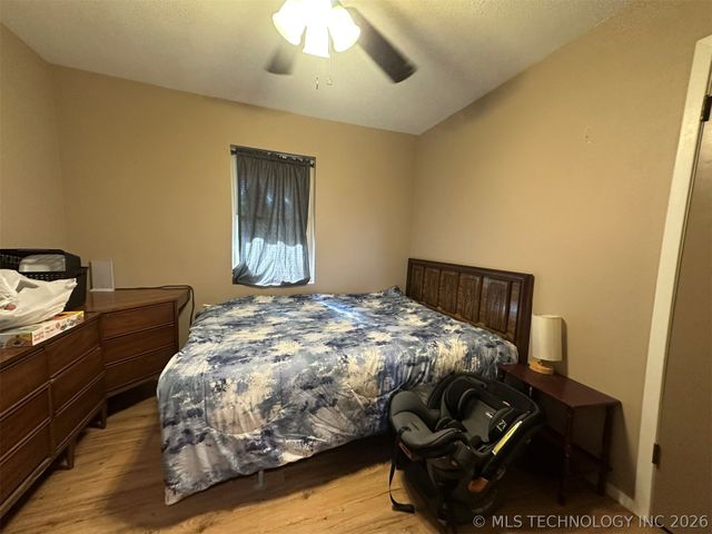 595 NW 1025th, Wilburton, OK 74578