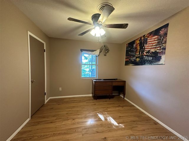 595 NW 1025th, Wilburton, OK 74578