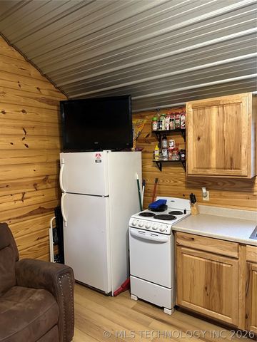 595 NW 1025th, Wilburton, OK 74578