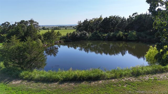 595 NW 1025th, Wilburton, OK 74578