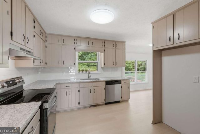 3758 Woodlane Road, Gainesville, GA 30506