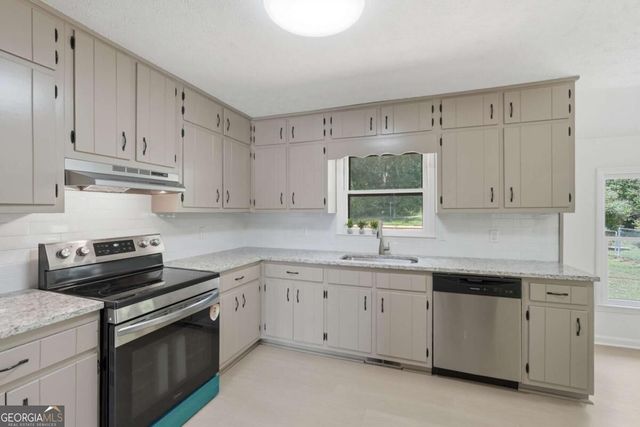 3758 Woodlane Road, Gainesville, GA 30506