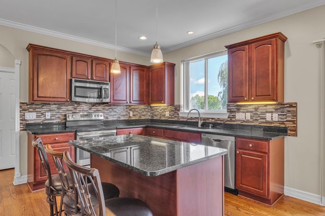 50501 Elmwood Court, Plymouth Charter Twp, MI 48170