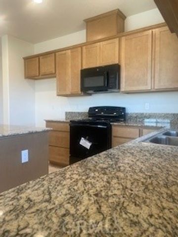 104 Squaw Valley Dr., Merced, CA 95341