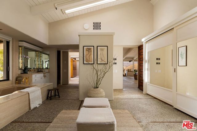 28611 Bamfield Drive, Agoura Hills, CA 91301